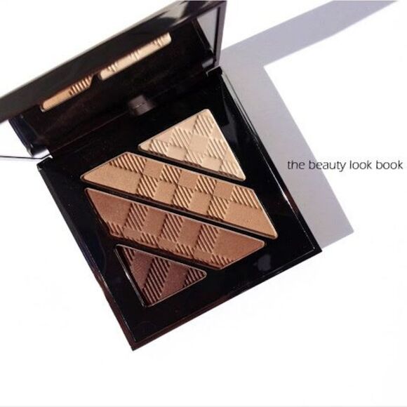 NIB BURBURRY 02 MOCHA 4 SHADE EYESHADOW PALETTE - Picture 2 of 13